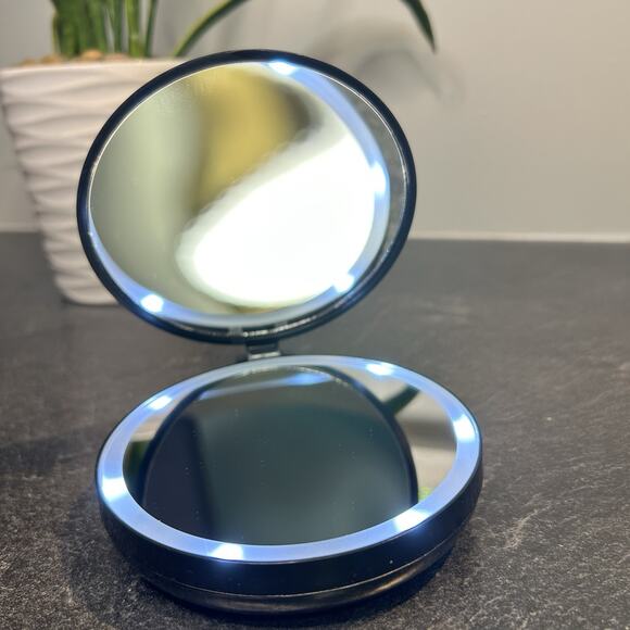 Lancome Come Glam With Us 4” Adjustable Double Mirror Lighted Compact Magnified - Picture 3 of 10